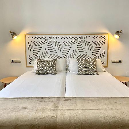 Апартаменти Dobo Malaga Puerto Екстер'єр фото